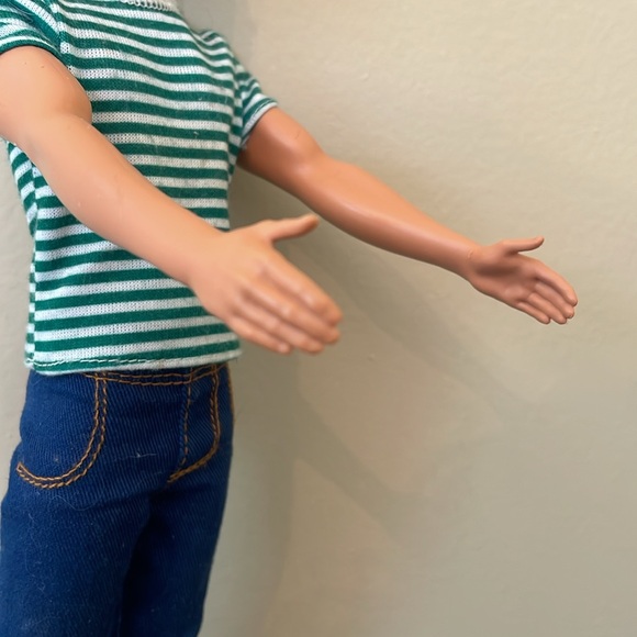 💙2015 Fashonista Ken Barbie Doll - Picture 4 of 10